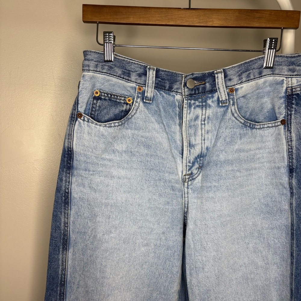 Universal Thread Classic Blue Jeans - Picture 3 of 9
